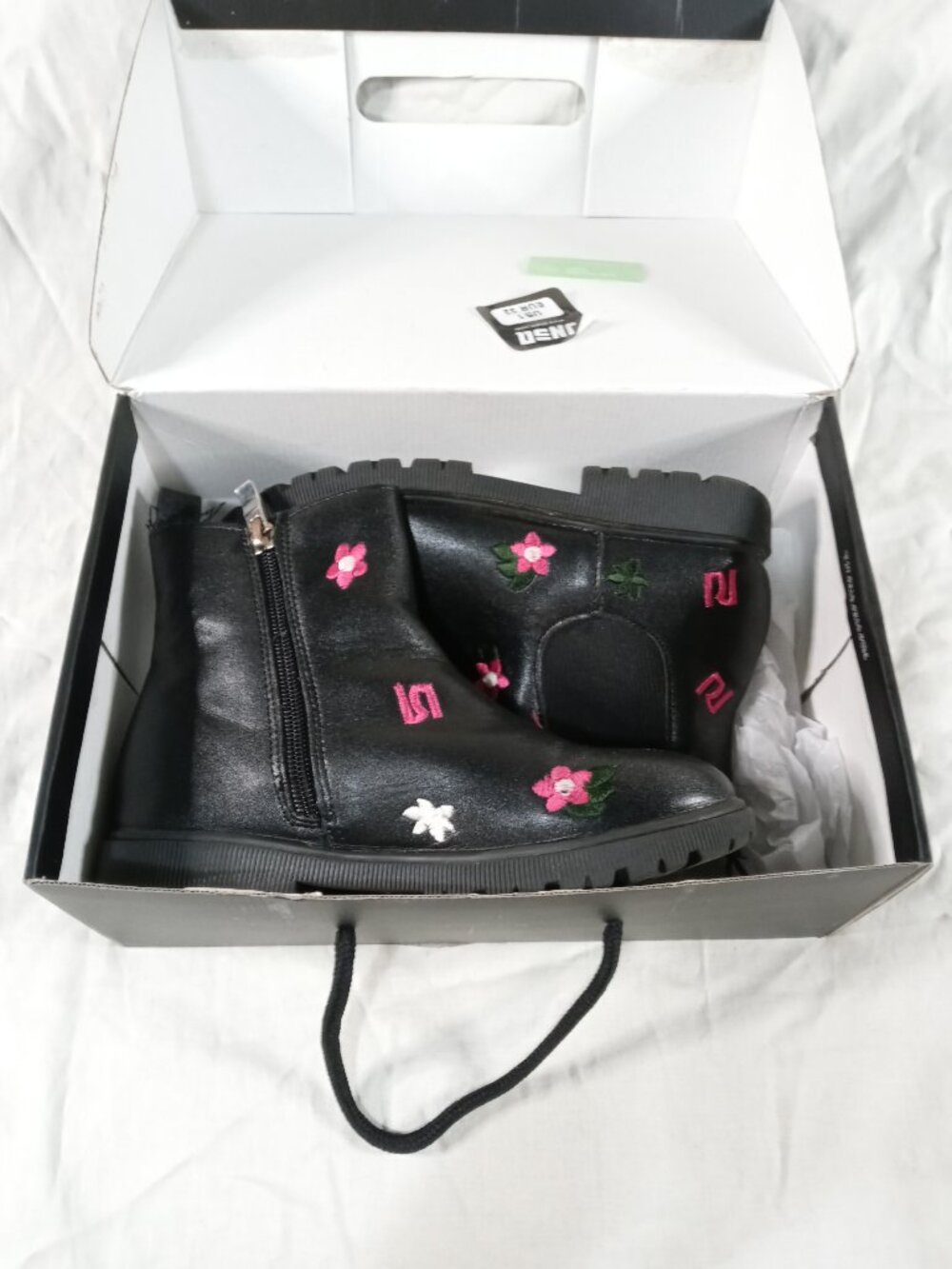 Shein Jnsq Girls Size 1 Ankle Flower Black Design Kids Boots in New Cond w Box
